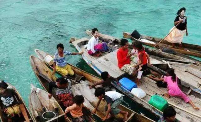 以海为家,自幼戳破耳膜:海上神秘的巴瑶族,为何一生不能上岸?