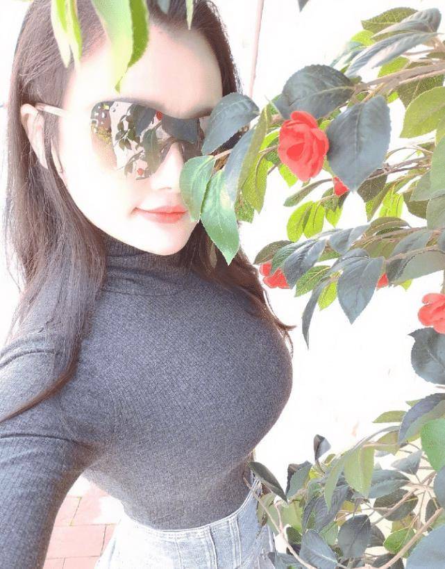 冉莹颖成中版卡戴珊?