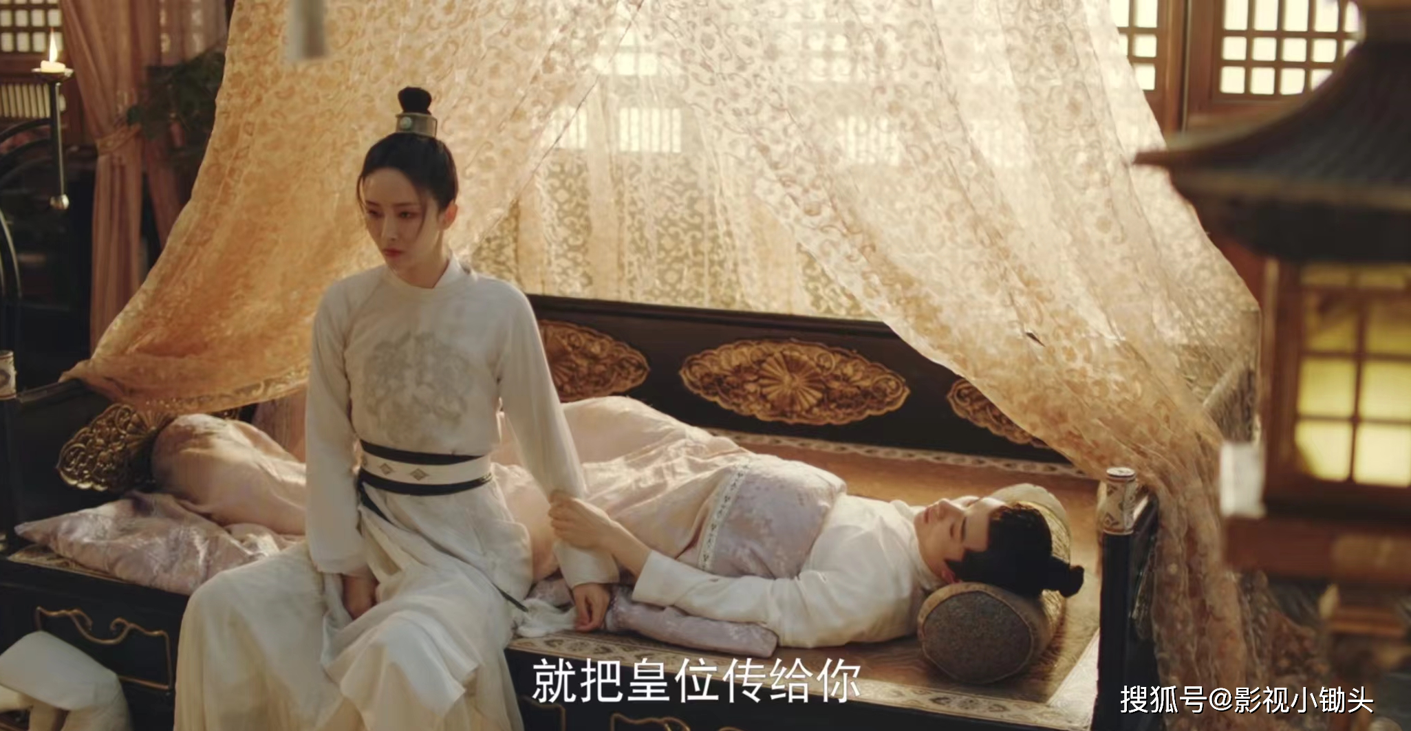 出了个短剧《与凤飞》,低成本无脑下饭小甜剧_苍寒聿_一世_胡丹丹