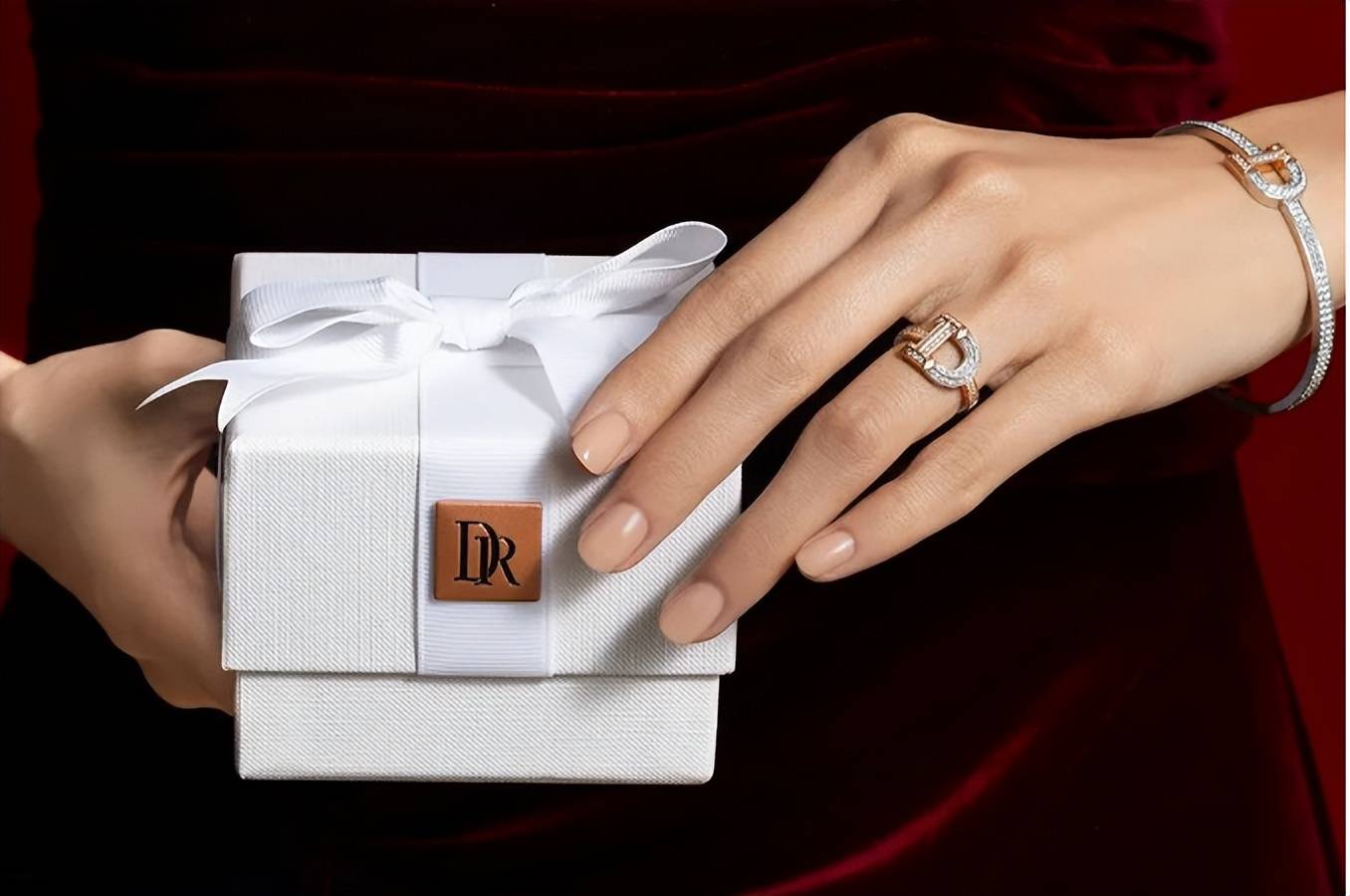 女生买dr,从这个专属仪式开始_承诺_真爱_定制