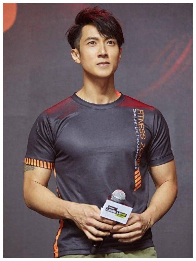 他们有哪些特点和成就?_演艺_光芒_吴尊