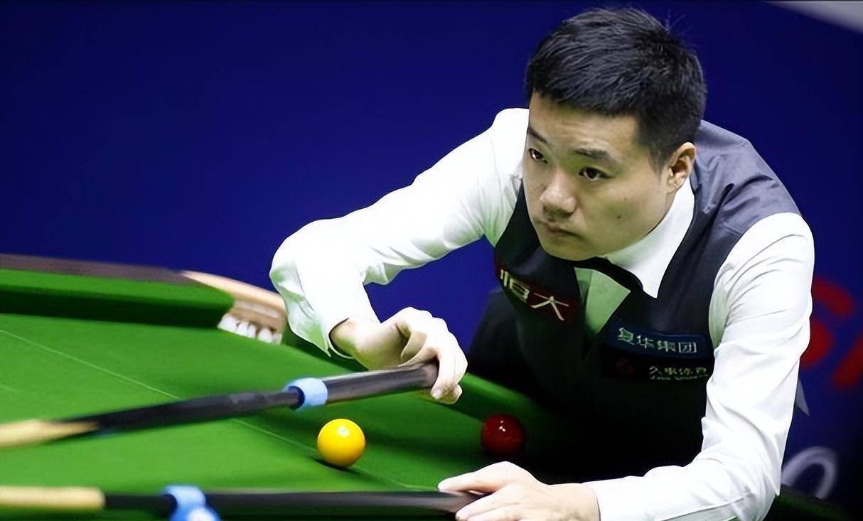 "台球神童"丁俊晖:母亲55岁因患病离去,娶大6岁富家女为妻_父母_妈妈