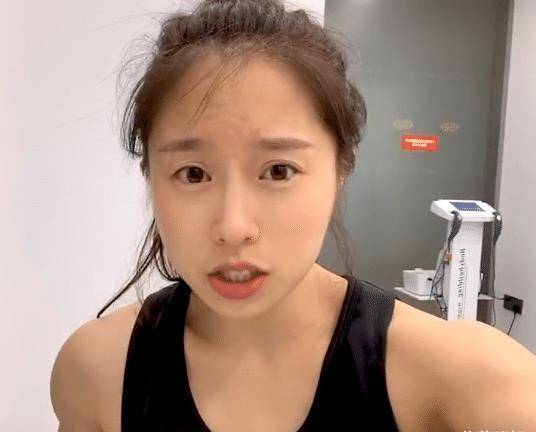 帮钱枫瘦下来的营养师火了,当她全身照曝光那一刻,这是金刚芭比?