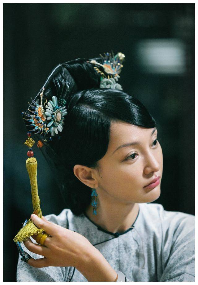 周迅揭露如懿传尴尬真相,指责涉及违规用语,震惊网友!_观众_视频_作品