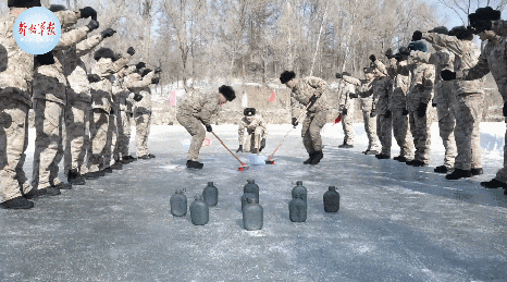 越野滑雪,冰壶对决,雪地足球……军营冰雪运动燃情开赛!