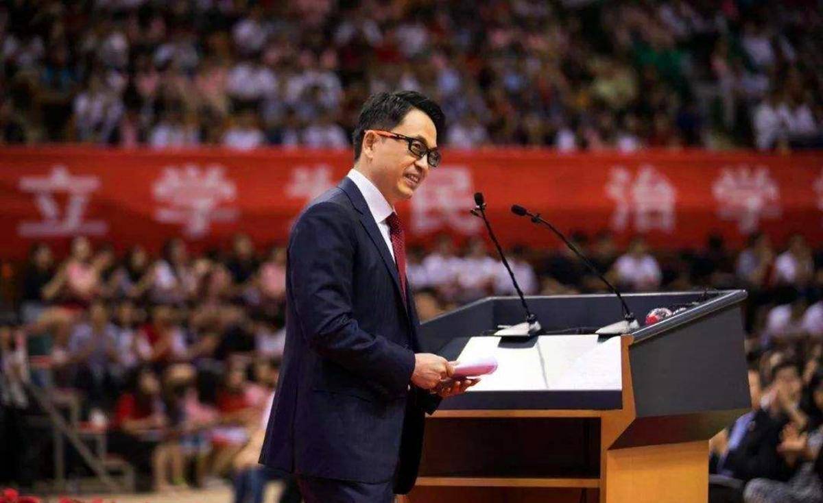 张磊:从0到5000亿,我从不和这三种人深交,占得越多越无能_投资_时间