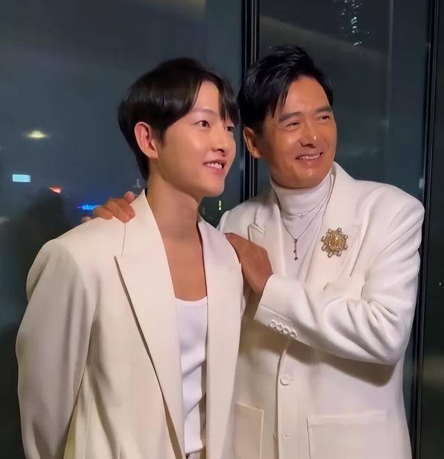 68岁周润发近照"吓人",手臂皮包骨全是疙瘩,晚年患糖尿病_马拉松_生命