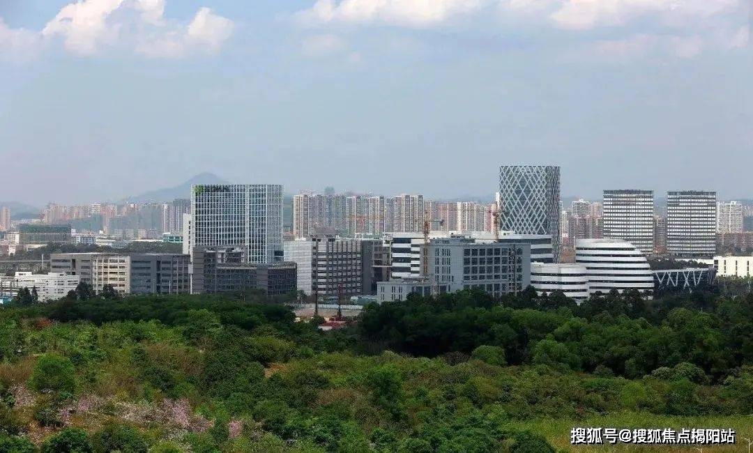 深圳坪山怡瑞达云秀府售楼处丨售楼处电话(24小时电话)丨主页详情