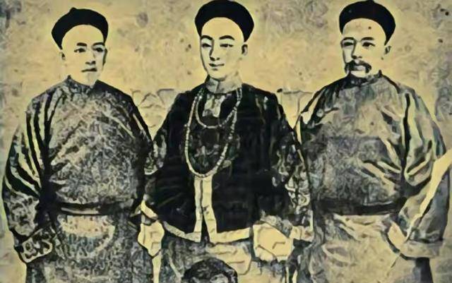 但虽然康有为变法的坚持从未改变,甚至还有梁启超与杨深秀等颇具影响