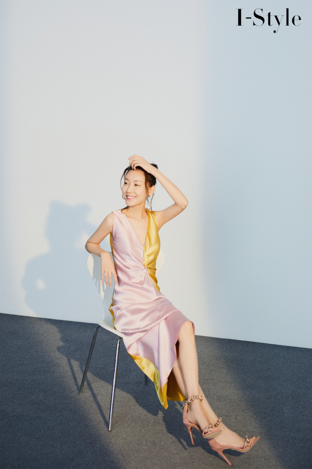 女星高跟鞋美腿盘点:高露,佟丽娅,肤白貌美仙气爆表!