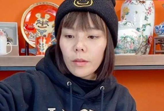熊磊上演婆媳情深,连亲妈都可以忽略,网友嘲讽:钱就