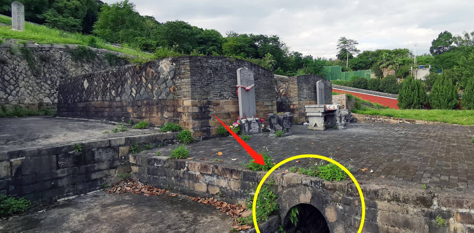 探秘福建第一帝陵,仅剩两座巨大坟冢,地宫沦为垃圾