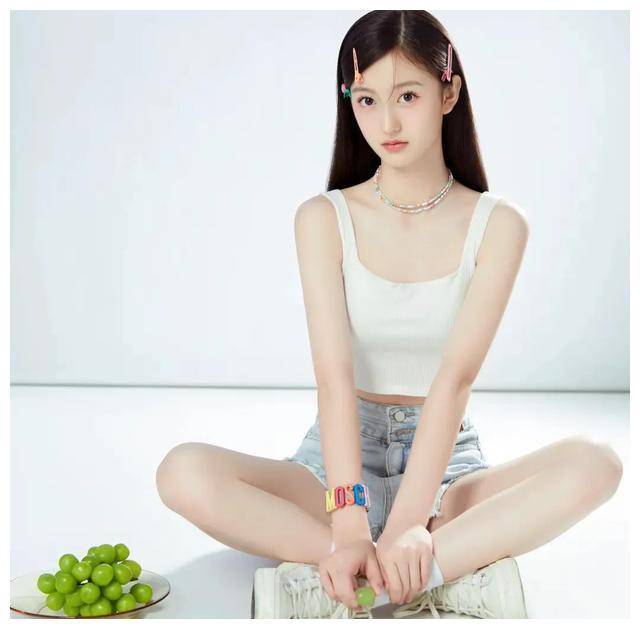 裴佳欣是个很有潜力的年轻演员,虽然戏份不多,但在