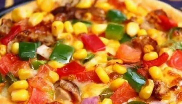 家常披萨做法,让你在家就能吃到可口的披萨!_水果_烤箱_马苏