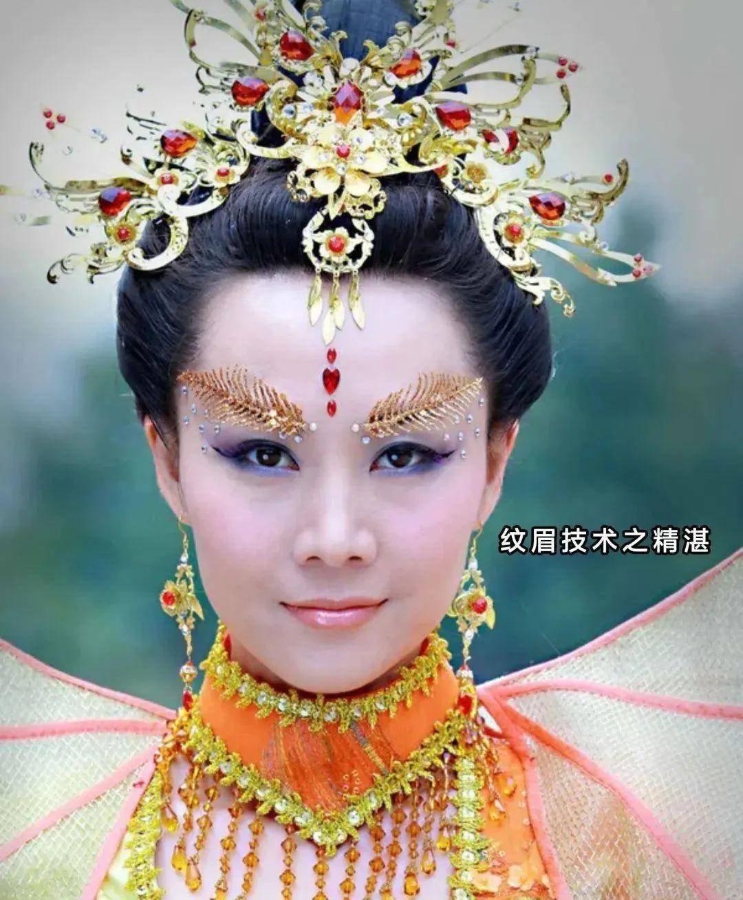 抛开时光滤镜后,这几部剧妆发大多廉价辣眼睛_头饰_奇葩_古装