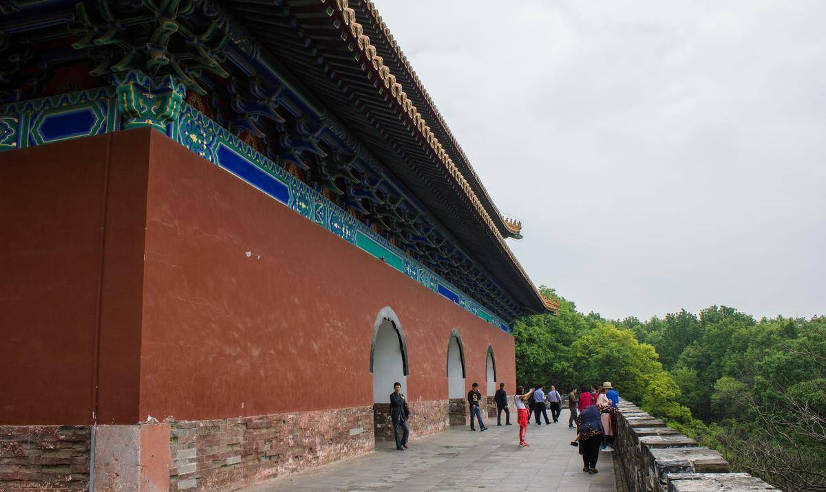 从25人到28840人,明朝宗室人口暴增带来的危机_宗禄_嘉靖_禄粮