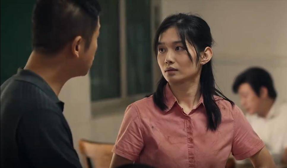 猎冰:难怪阿美会成为大嫂之一,她是黄宗伟出国不可缺少的帮手_小美