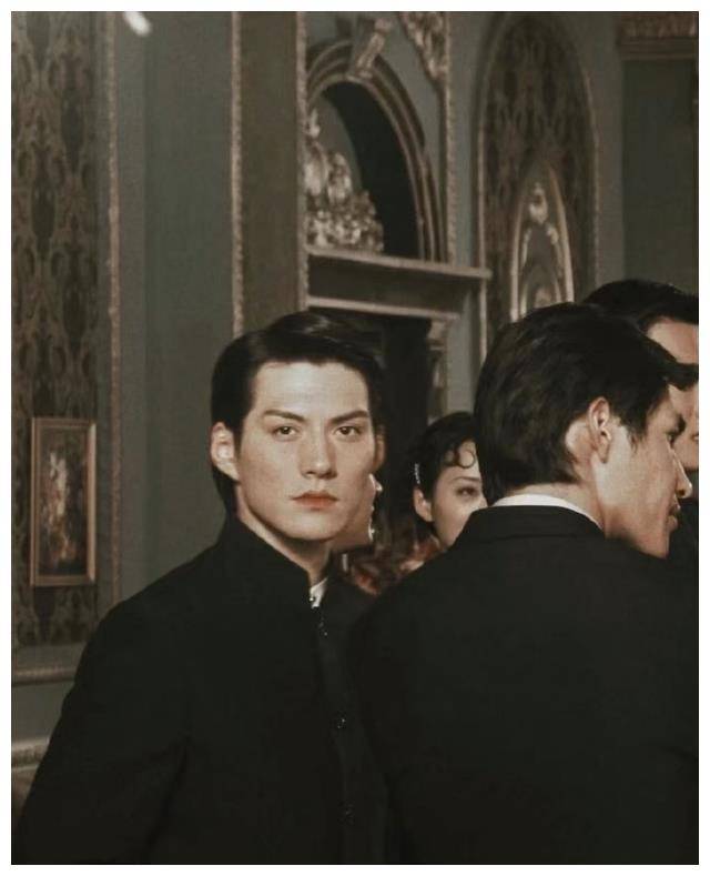 严屹宽和杜若溪女儿遭遇同龄人嘲讽,竟然被质疑容貌?_生活_家庭_成长