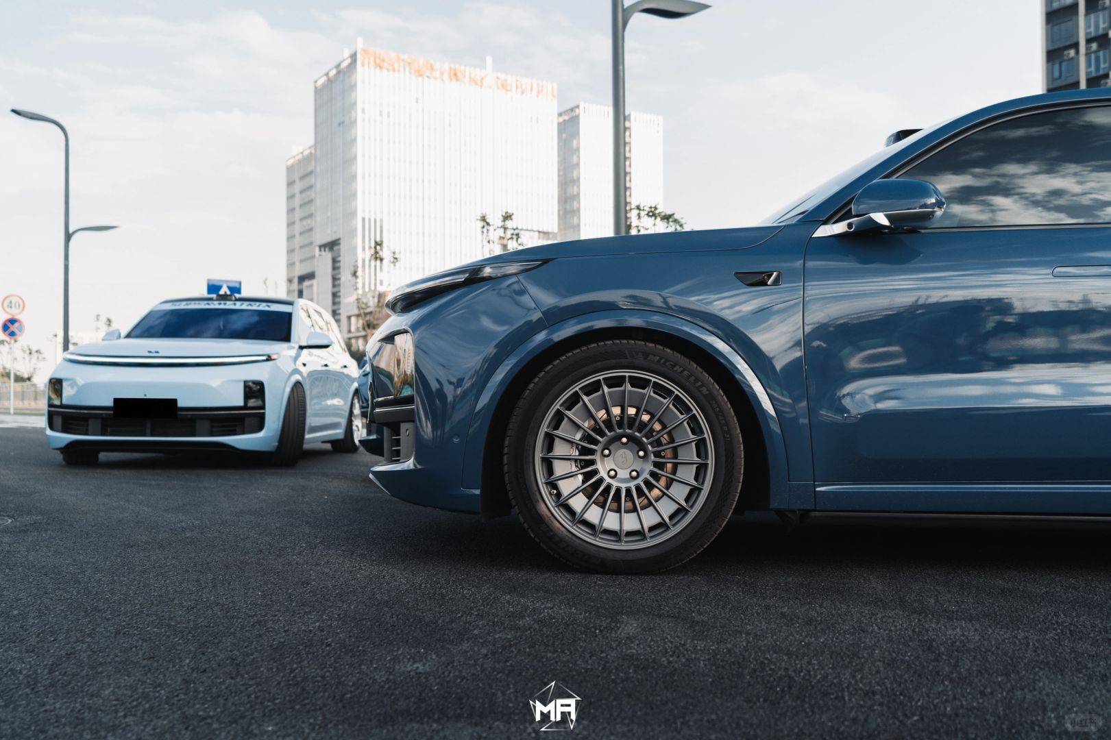 理想l9矩阵改色膜海王星蓝,绝对能为你的爱车增添亮点_搜狐汽车_搜狐