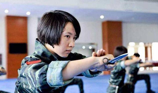 沙学丽等女子的热血铿锵,一度成为人们茶余饭后的谈资,也让特警队的