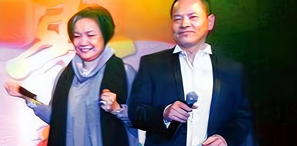 澳门黑枭"街市伟":身价百亿跟大姐大结婚,晚年发现孩子非亲生_吴伟