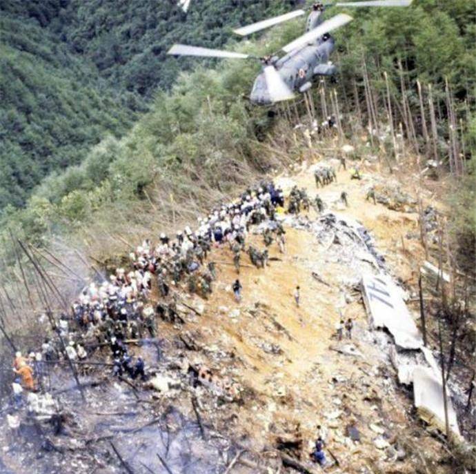 日航123:少一排铆钉,520人丧生,救援队消极怠工,多人枉死_飞机_航班
