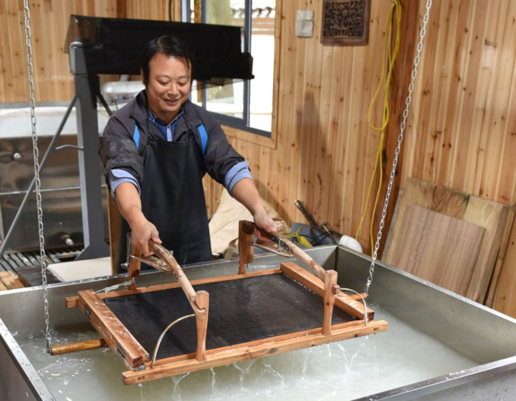 纸寿千年:开化纸在古籍修复等领域的应用