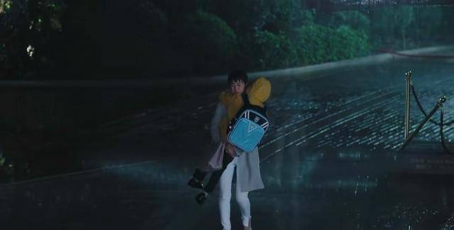 我的前半生:子君永不懂,唐晶明知做主妇下场惨却没提醒她的真相_罗