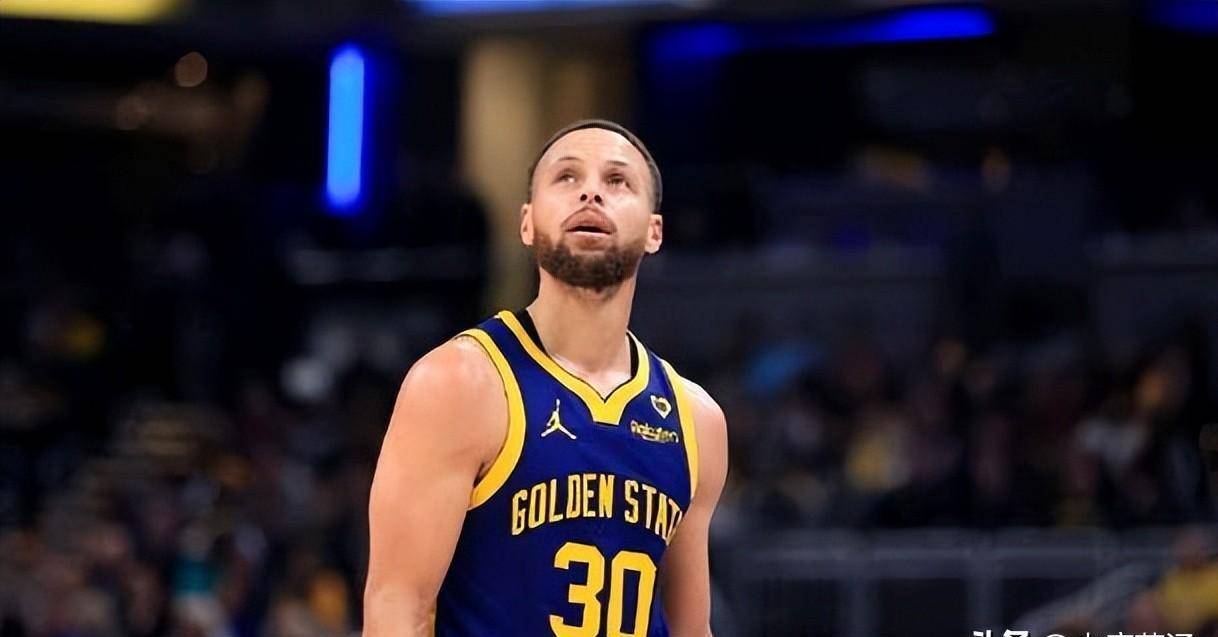 就个人表现而言,库里的高光时刻也极高,连续获得mvp(包括1次全票)就