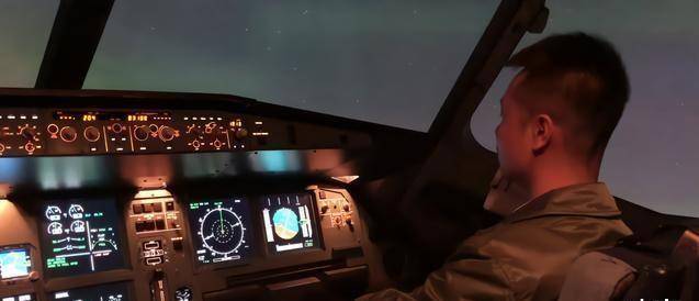 94年名古屋空难:副机长害怕挨骂不吱声,264人丧生_飞机_空难事件_事故