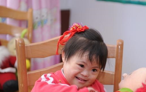 特殊面容 来自搜狐网