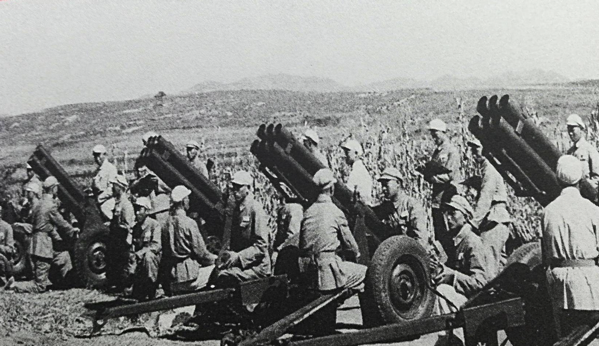 1942年部队开饭休息,聂凤智将军为何下令不许吃,还要全队撤退?