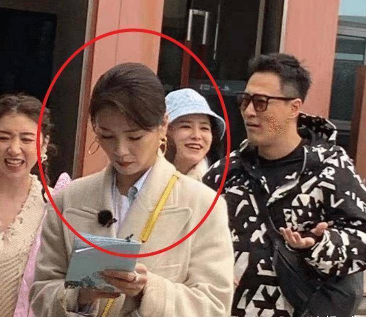 《妻子5》最新路透:谢娜确定不再是团长,但看清人选表示很期待_节目