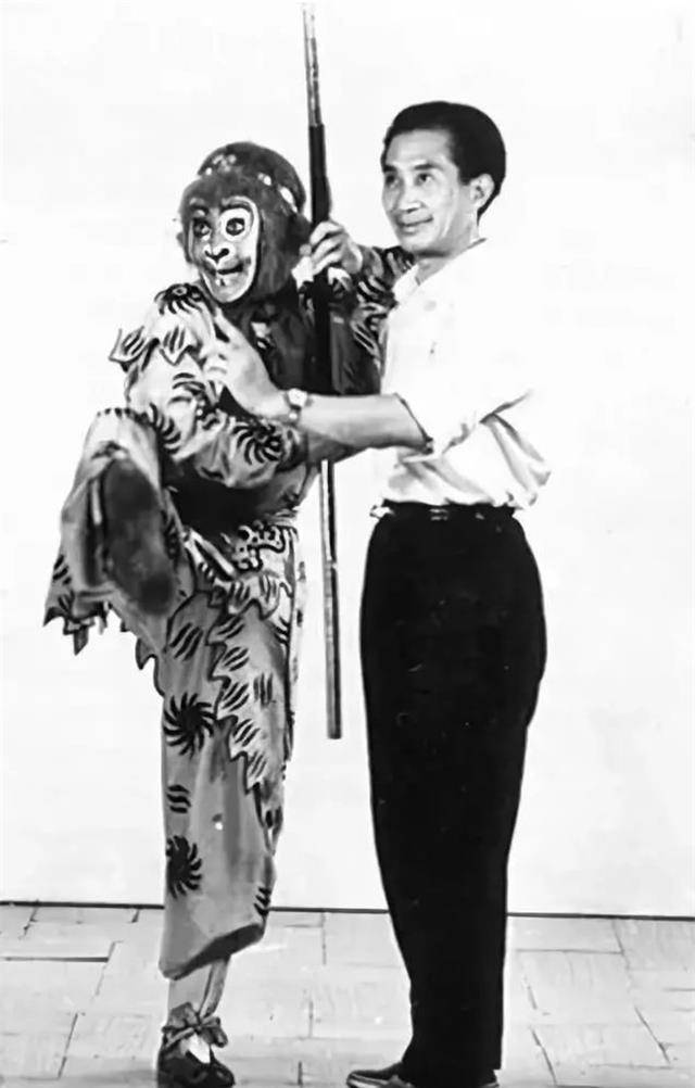 十一龄童刘建杨:六龄童绍兴猴戏的真正传承人_六小龄童_孙悟空_章宗