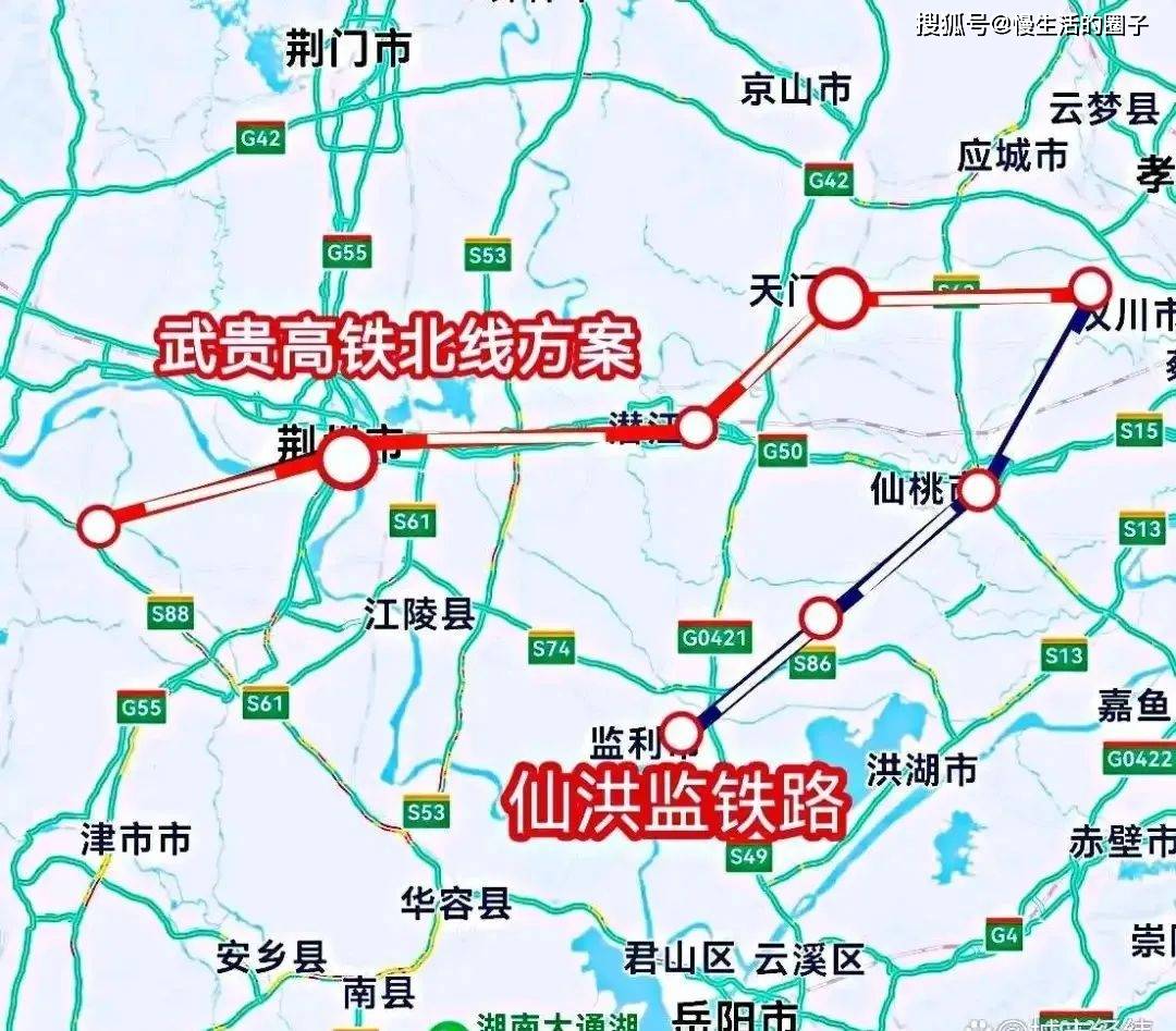 湖北省中南部有个县级市,人口超过百万,却还不通火车