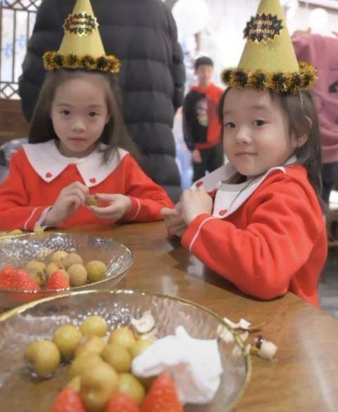 杨威晒女儿生日照,杨阳洋性格活泼身高超过爸爸,祝他们永远幸福_遗传