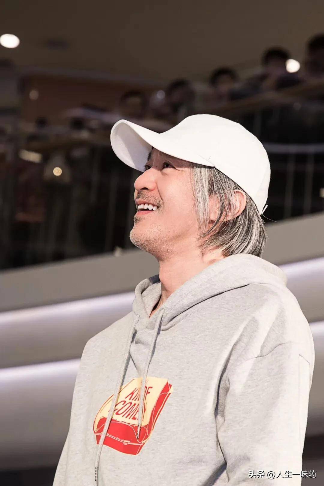 周星驰的情人节不一般,疑又要出新电影_爱情_相关_短片