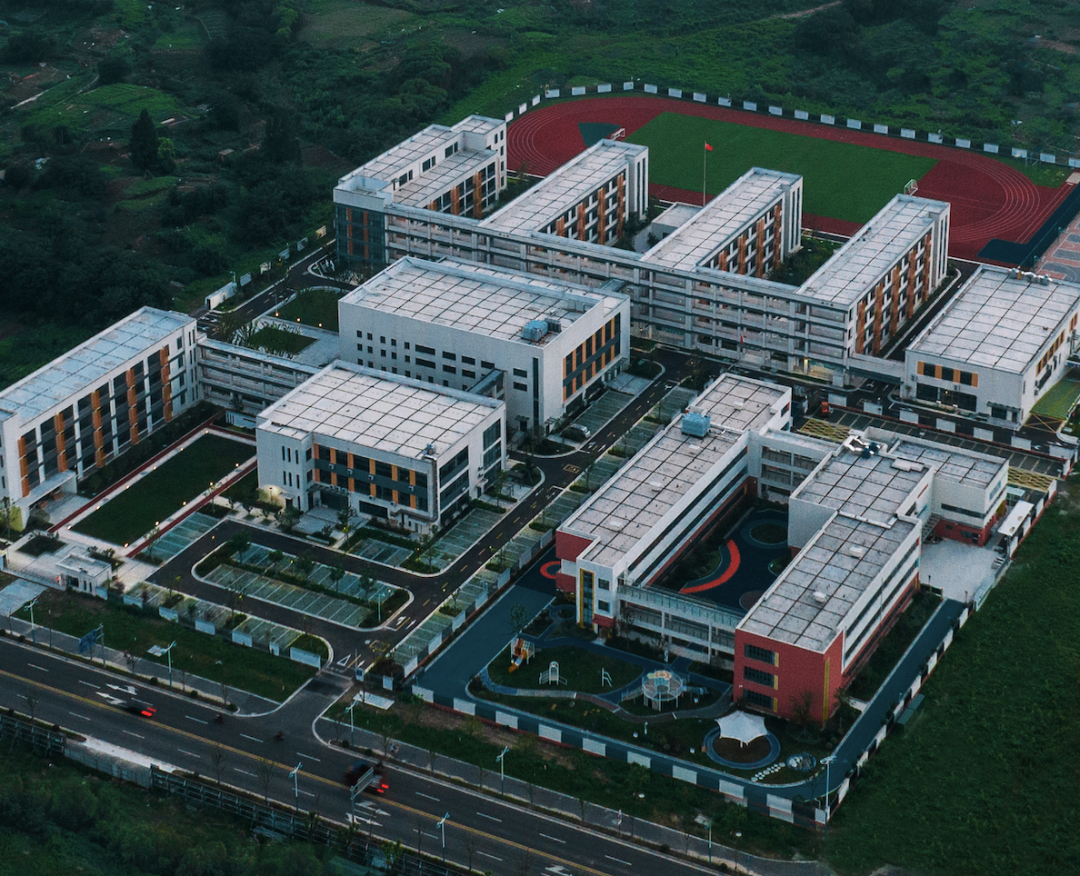 实验幼儿园沙洲湖校区,云盘小学沙洲湖校区,梁丰初级中学沙洲湖校区