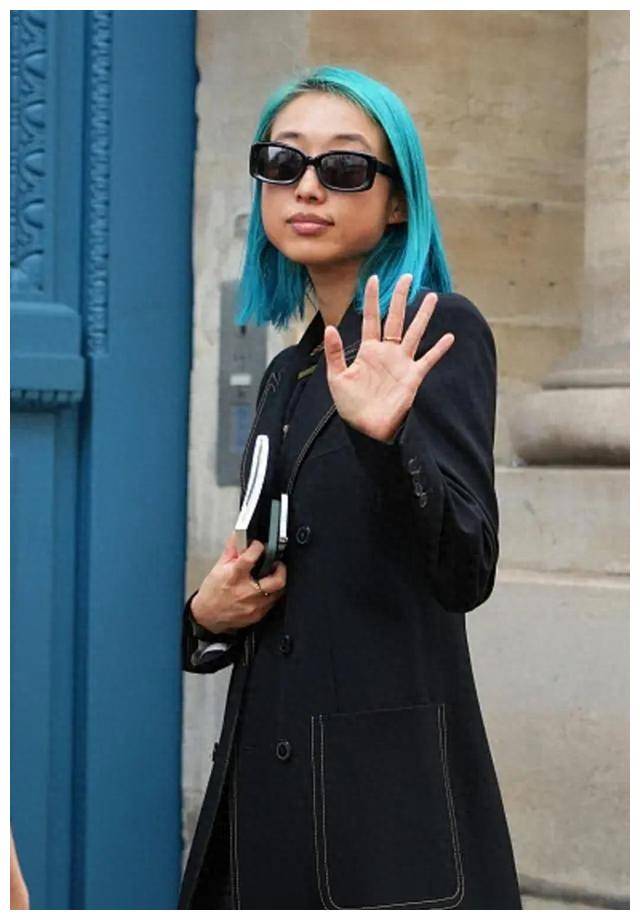 原创vogue中国版主编章凝宣布离职自我认为功绩斐然实则能力不足