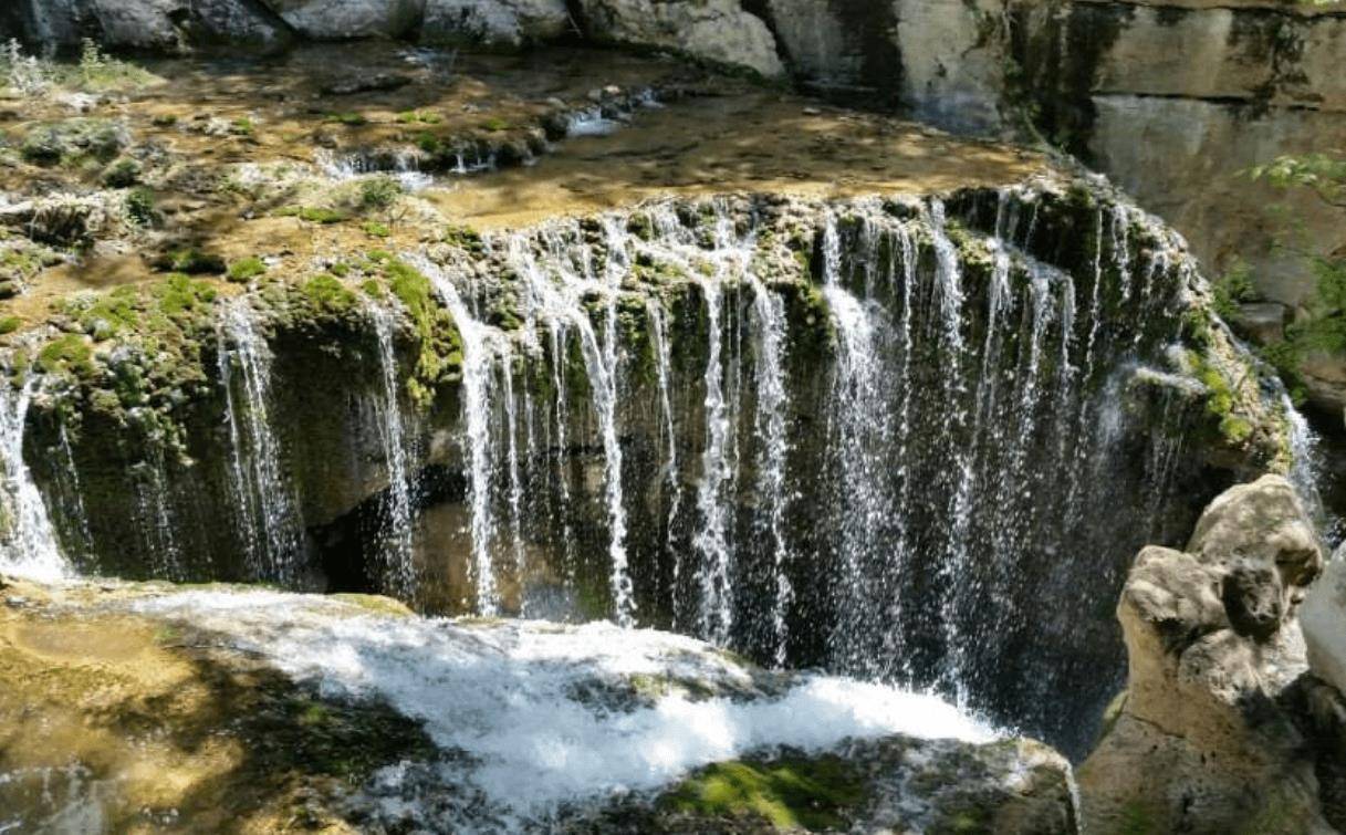 这个地方就是蟒河生态旅游区.