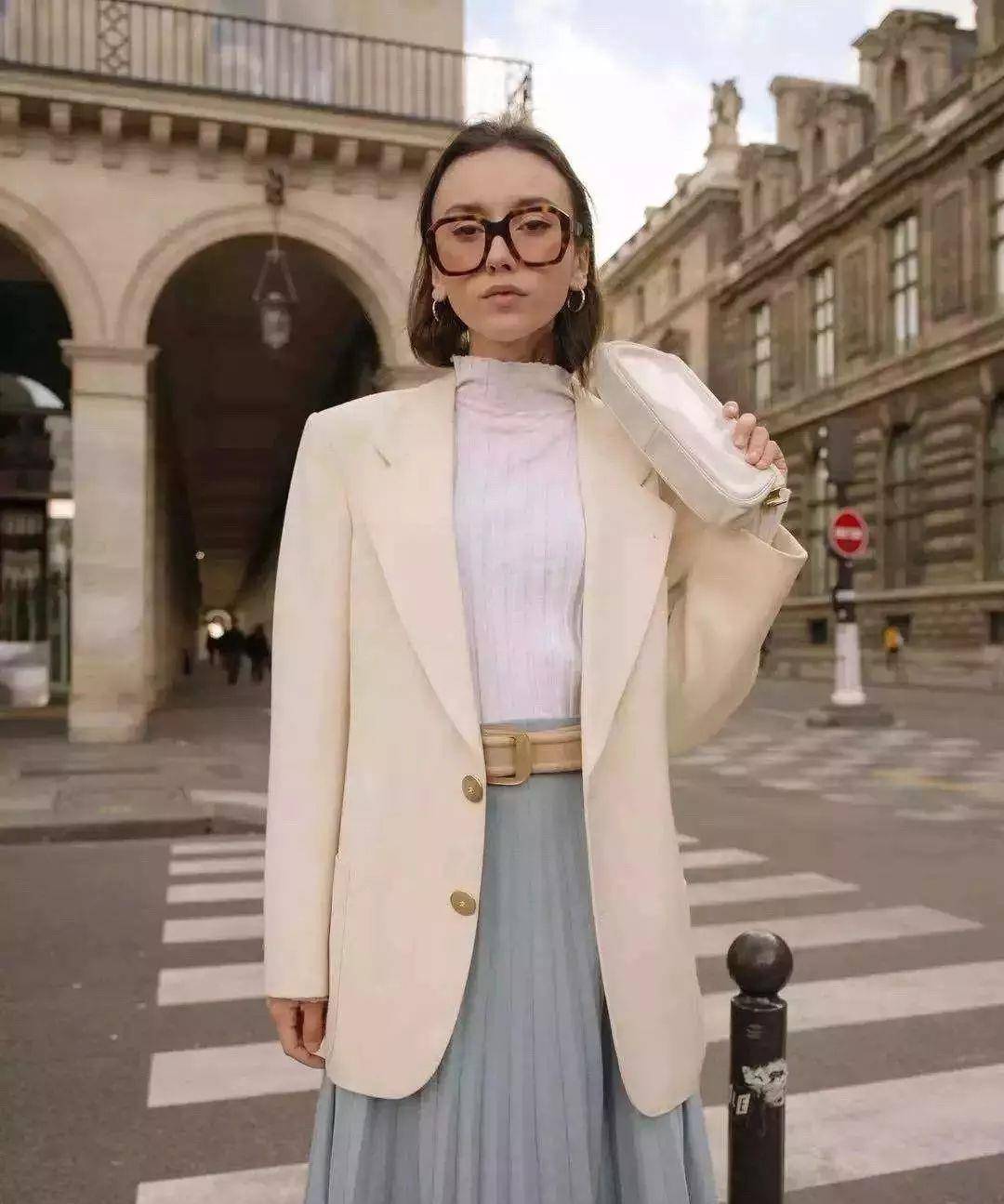 就得选"初恋色",让宋茜杨紫仙气飘飘又有女人味_颜色_樱花_礼服