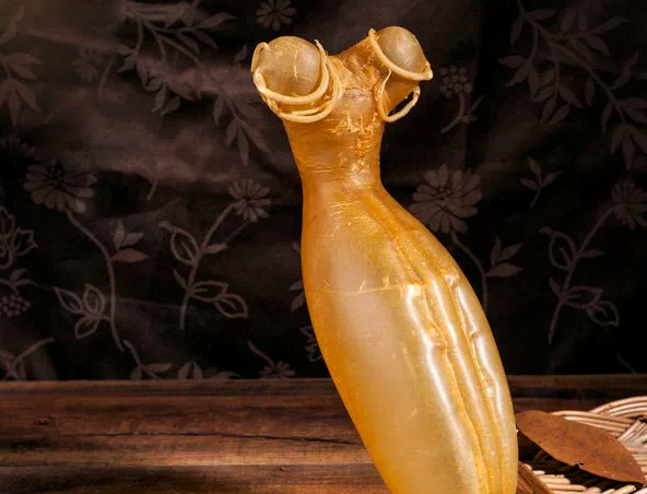 2:房胶金钱鳘鱼胶分为大须金钱鳘和短须金钱