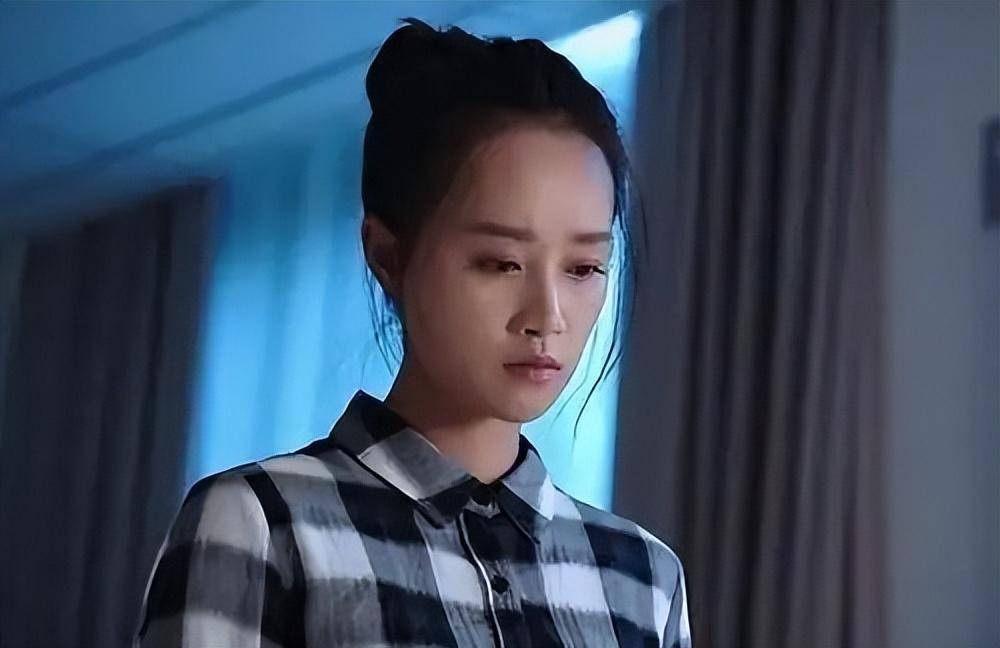 8位"苦相脸"女星:有人戏路受限,有人情路坎坷_刘雪华_琼瑶_网友