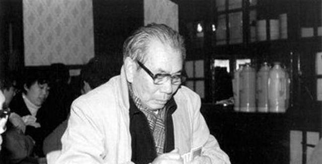 官至上海市委书记,5个孩子却没有一个当官,都是工人农民
