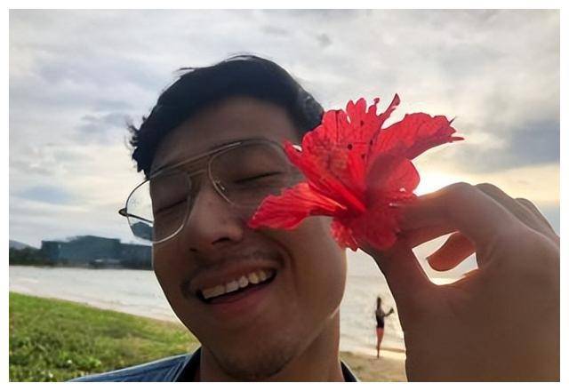 吴千语和施伯雄的爱情故事,让人感受到了爱的力量和美好.