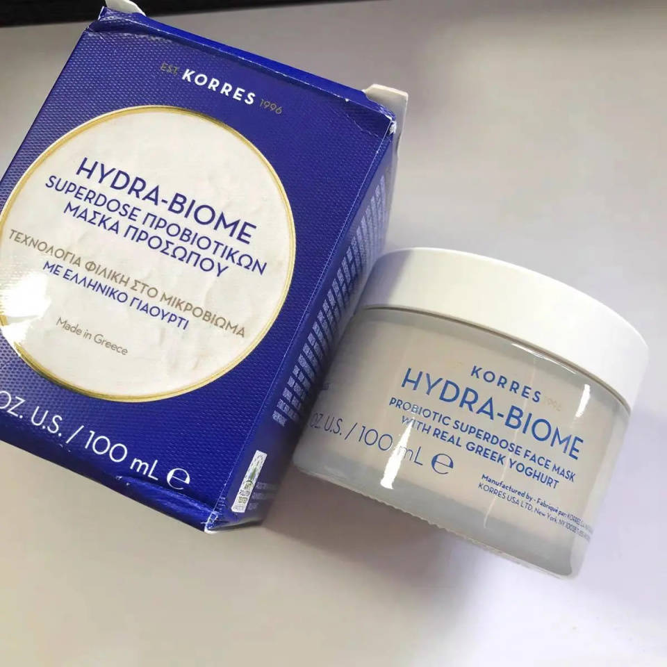 有时候皮肤干到起皮,厚涂后的修复功能真的很不错.