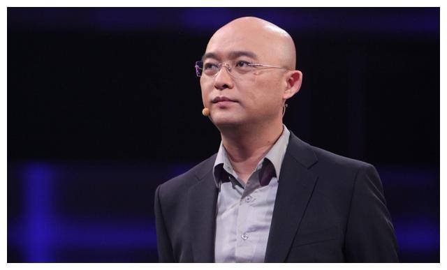 主持人孟非逐渐消失,新的职业生涯揭开序幕,大道无疆.