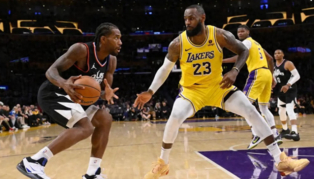 詹姆斯34 8,快船遭遇25分逆转!