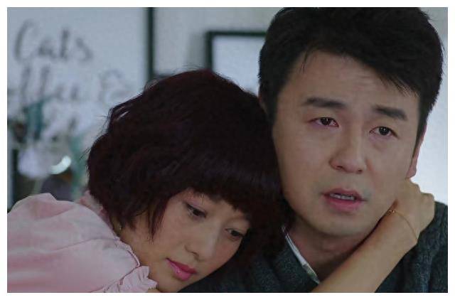 豪车内炫耀6000元鞋,罗子君被贺涵拿捏!_生活_陈俊生_唐晶