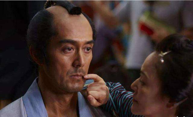 日本人"中间秃"头型是为追随中原?